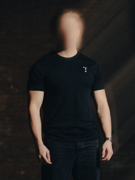 Logo Tee