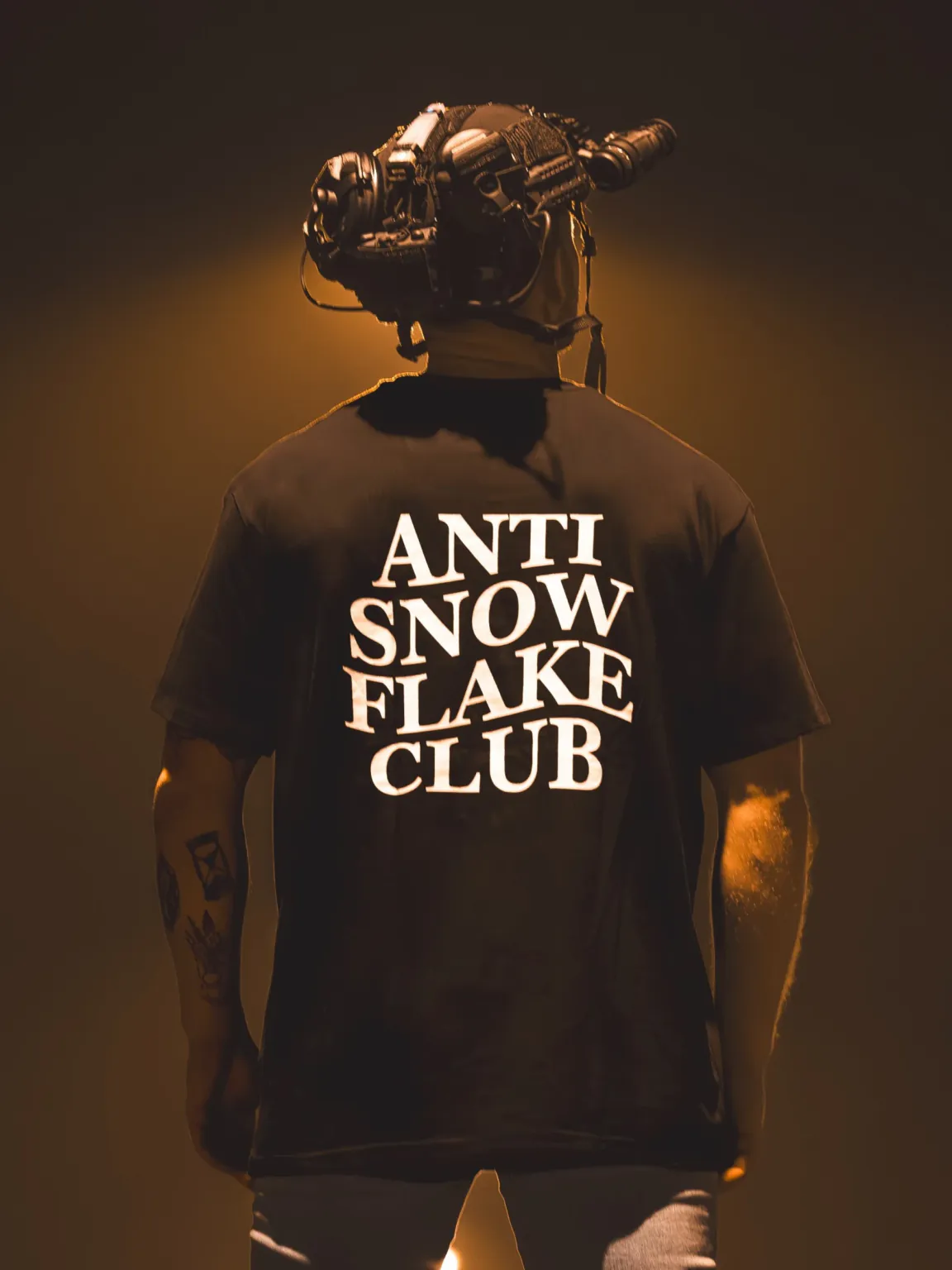 Anti-snowflake-club-oversized-shirt-black-light-back_2 the trace apparel collection featuring a text saying anti snow flake club