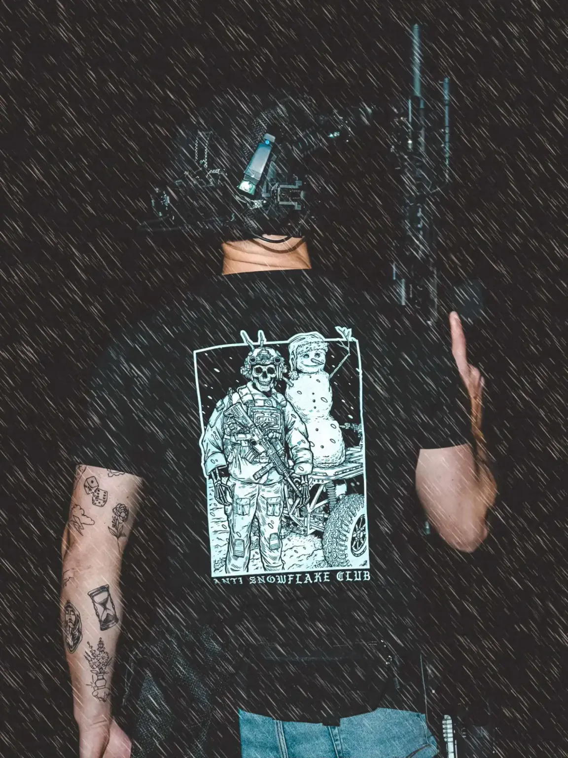 anti-Snowflake-design-black-shirt_2 the trace apparel collection featuring a design with a military operator standing next to a snowman with a text saying anti snow flake club