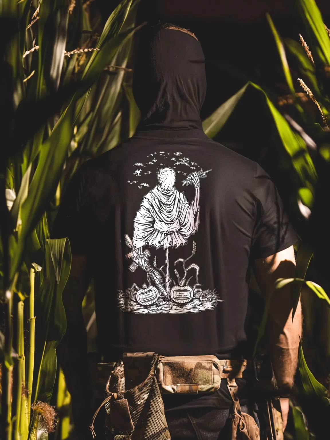 Halloween-Scarecrow-Tee-4_3 the trace halloween shirt with a scarecrow