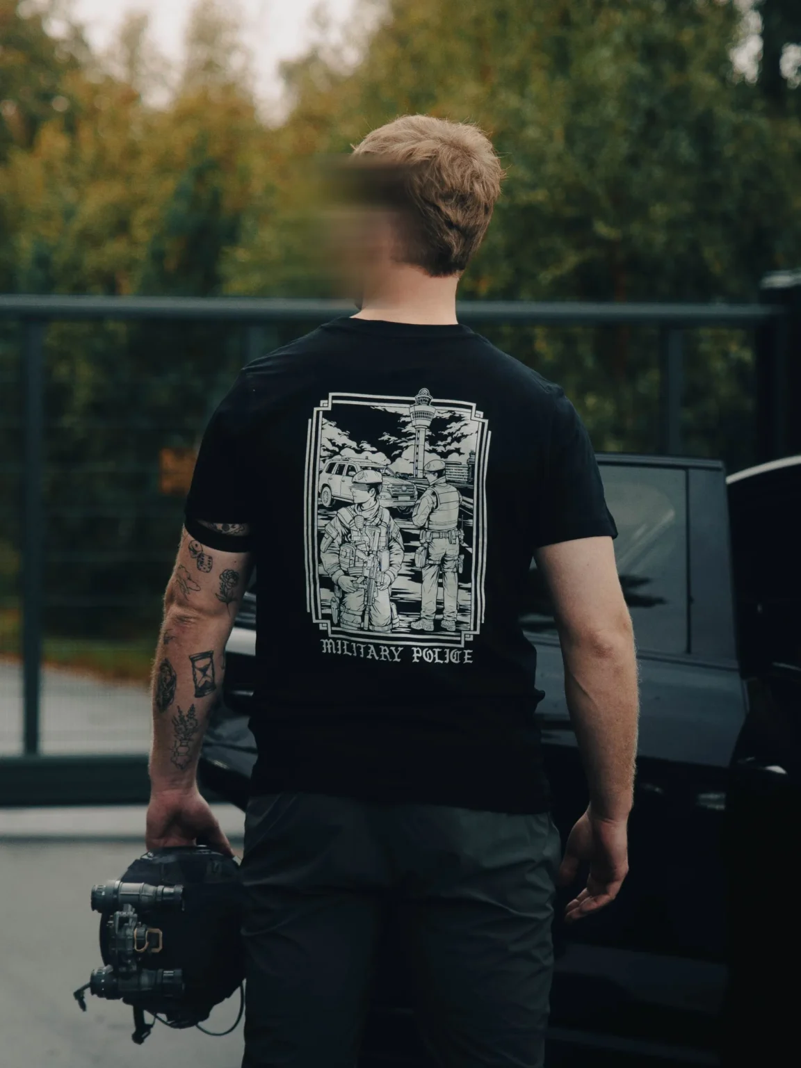 Military-Police-shirt-black1 Military Police Tee, vêtement militaire par The Trace